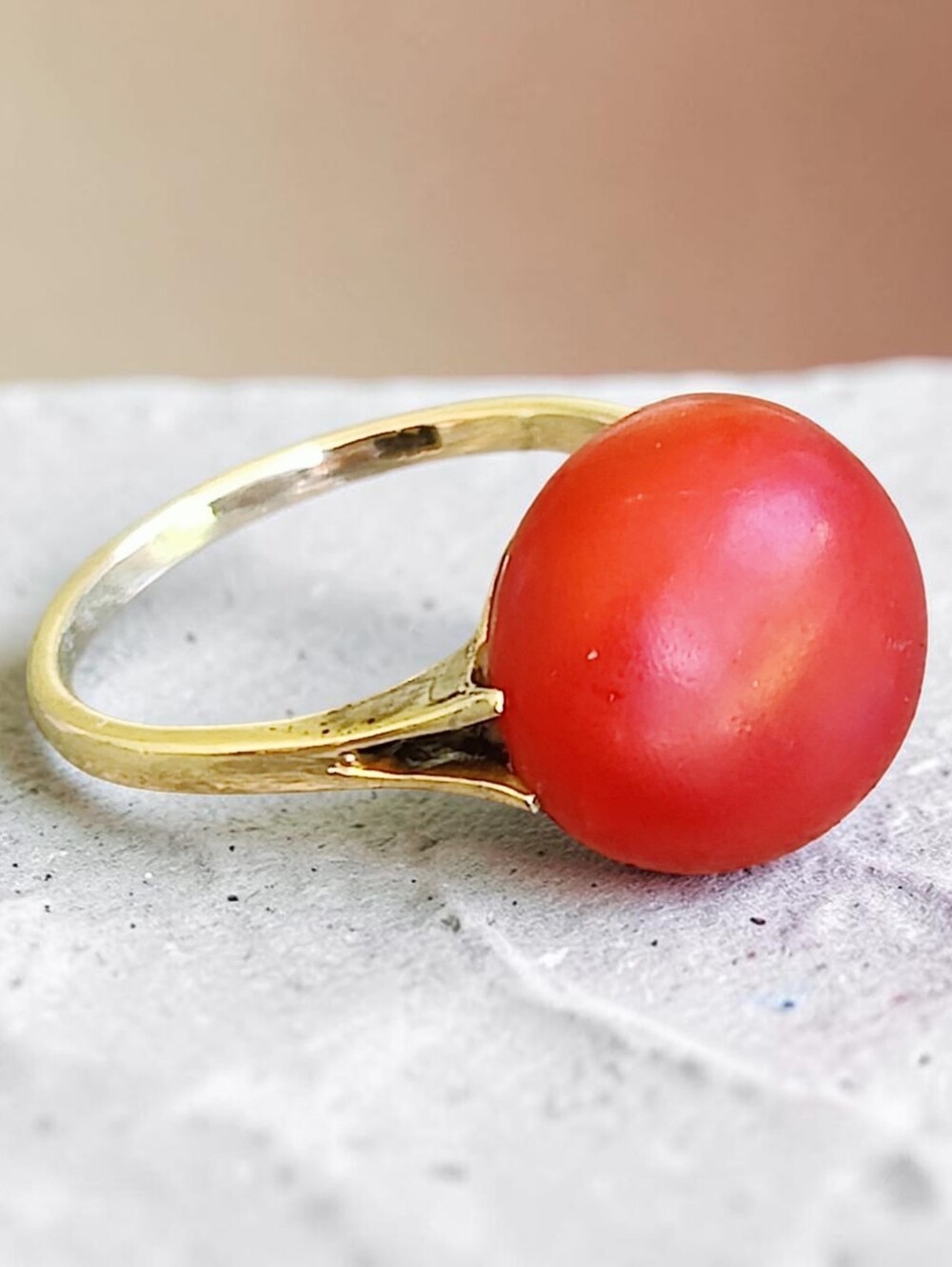 🪸 Antique 14K Gold Coral Ring
